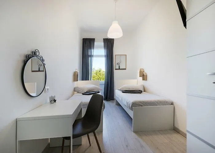 *** Lounge Terrace With The Harbour View / Centre *** * Pula