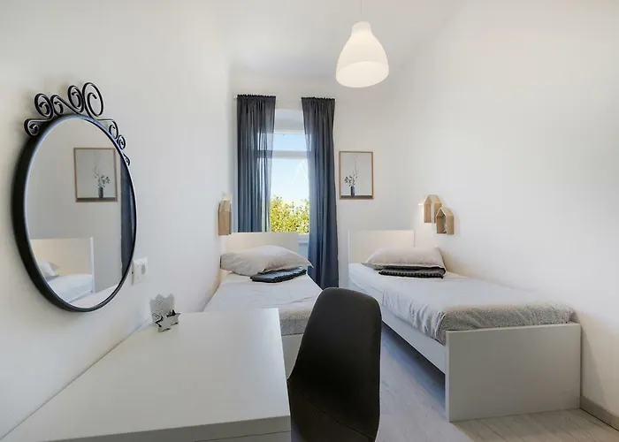 Apartment *** Lounge Terrace With The Harbour View / Centre *** Pula