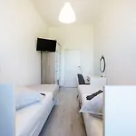 *** Lounge Terrace With The Harbour View / Centre *** * Pola